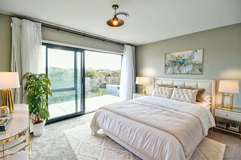 Photo of property in 11 Bayvista Drive, Karaka, Papakura, 2113