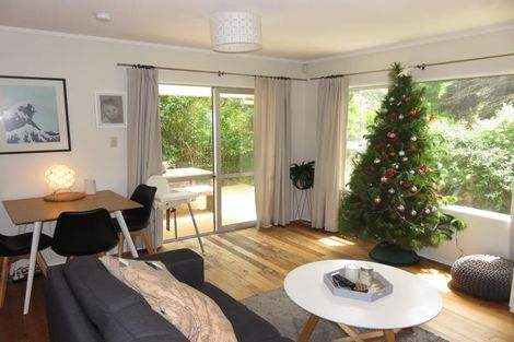 Photo of property in 2 Trilids Lane, Churton Park, Wellington, 6037