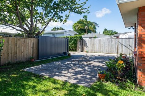 Photo of property in 130 Windsor Road, Bellevue, Tauranga, 3110