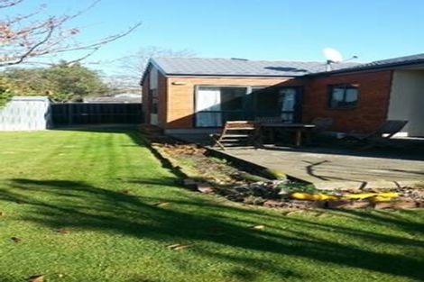 Photo of property in 17 Riegler Place, Belfast, Christchurch, 8051