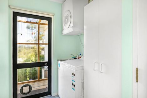 Photo of property in 47 Wallath Road, Westown, New Plymouth, 4310