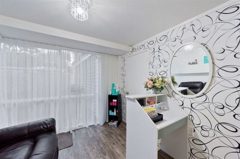 Photo of property in 18 Cranwell Place, Hillcrest, Hamilton, 3216