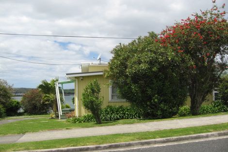 Photo of property in 87 Tiri Road, Tindalls Beach, Whangaparaoa, 0930