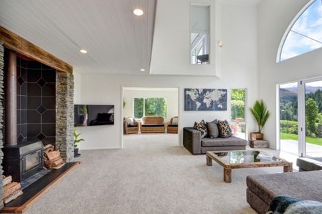 Photo of property in 11 Mcchesney Road, Arthurs Point, Queenstown, 9371