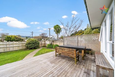 Photo of property in 5 Faulke Avenue, Wainuiomata, Lower Hutt, 5014
