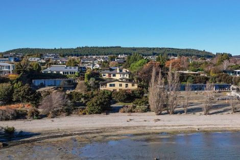 Photo of property in 337 Beacon Point Road, Wanaka, 9305