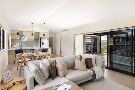 Photo of property in 2 Motutere Drive, Matarangi, 3592
