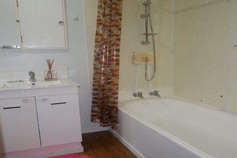 Photo of property in 12 Fairburn Grove, Johnsonville, Wellington, 6037