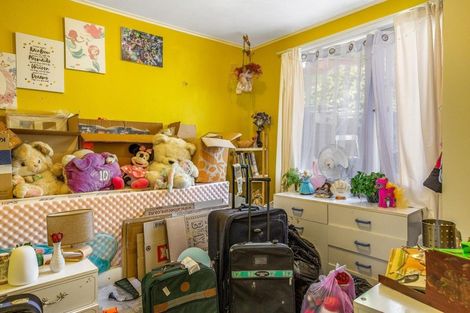 Photo of property in 108 Arahura Crescent, Waitangirua, Porirua, 5024