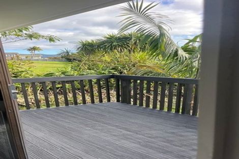 Photo of property in 41 Lavelle Road, Henderson, Auckland, 0612