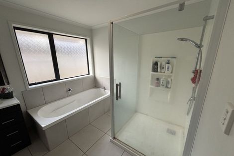 Photo of property in 16 Macdonald Heights, Feilding, 4702