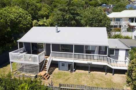 Photo of property in 5 Amokura Street, Waikanae, 5036