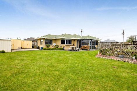 Photo of property in 12 Fantham Street, Hawera, 4610