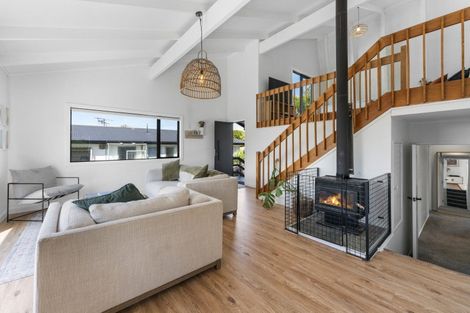 Photo of property in 99 Acacia Bay Road, Nukuhau, Taupo, 3330