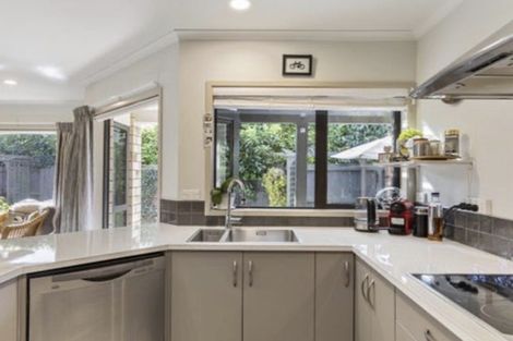 Photo of property in 14 Putaka Place, Papamoa Beach, Papamoa, 3118