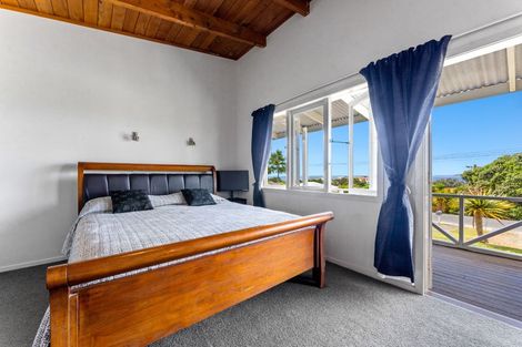 Photo of property in 16 Sea View Road, Leigh, 0985