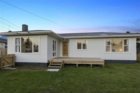 Photo of property in 128 Gloucester Road, Manurewa, Auckland, 2102