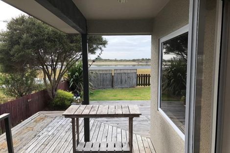 Photo of property in 1969 Ngunguru Road, Ngunguru, Whangarei, 0173