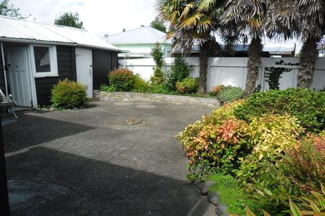 Photo of property in 2 Chaucer Road, Hospital Hill, Napier, 4110
