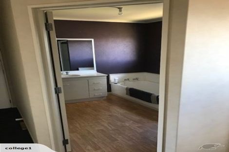 Photo of property in 52a Rototuna Road, Rototuna, Hamilton, 3210