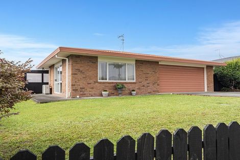 Photo of property in 16 Elm Place, Tikipunga, Whangarei, 0112