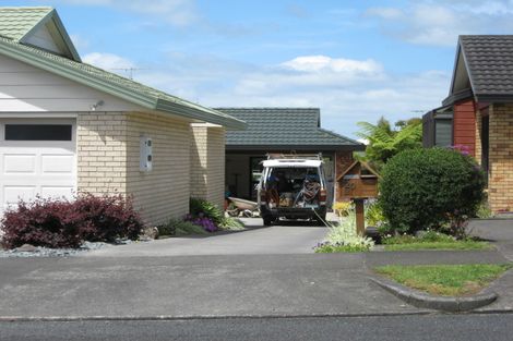 Photo of property in 120a Wellington Street, Pukekohe, 2120