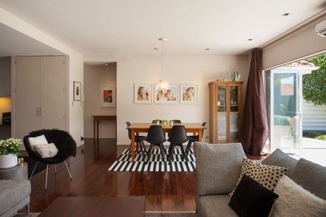 Photo of property in 8 Weona Place, Westmere, Auckland, 1022