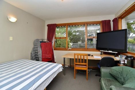 Photo of property in 8 Westmont Street, Ilam, Christchurch, 8041