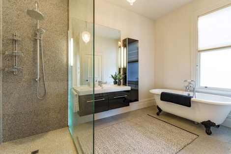 Photo of property in 2 Carson Street, Mornington, Dunedin, 9011