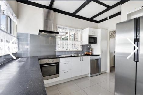 Photo of property in 39a Lincoln Park Avenue, Massey, Auckland, 0614