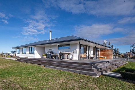 Photo of property in 64 Cameron Road, Hillend, Balclutha, 9272