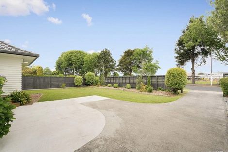 Photo of property in 16 Willis Road, Papakura, 2110