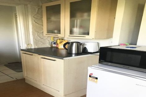 Photo of property in 1/23 Woodcote Drive, Glenfield, Auckland, 0629