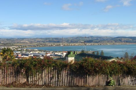 Photo of property in 20 Roslyn Road, Bluff Hill, Napier, 4110