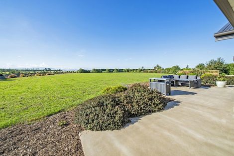 Photo of property in 36 Whitcombe Place, Darfield, 7571