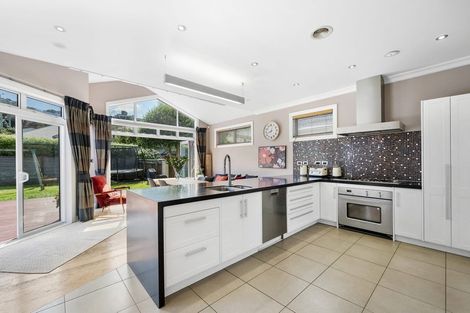 Photo of property in 5 Streatlam Crescent, Strathmore Park, Wellington, 6022