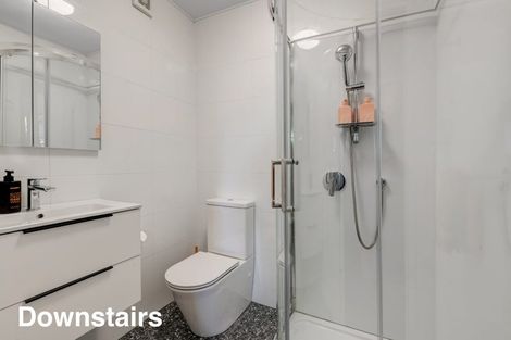 Photo of property in 1/14 Roband Avenue, Glenfield, Auckland, 0629