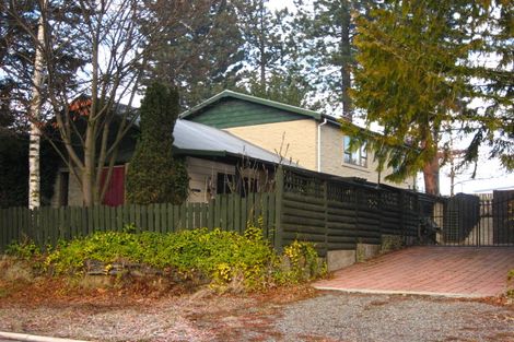 Photo of property in 4 Devon Street, Arrowtown, 9302