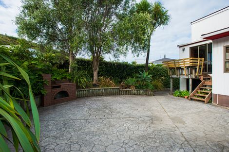 Photo of property in 58 Moana Road, Okitu, Gisborne, 4010