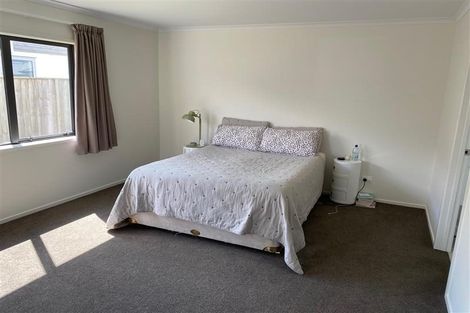 Photo of property in 3 Fred White Drive, Kumeu, 0810