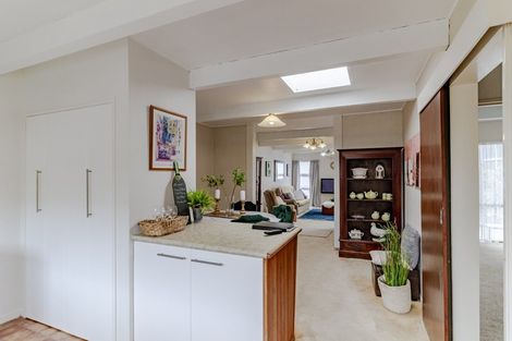 Photo of property in 2/19 Church Road, Taradale, Napier, 4112