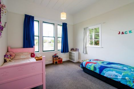 Photo of property in 12 Hunia Street, Marton, 4710