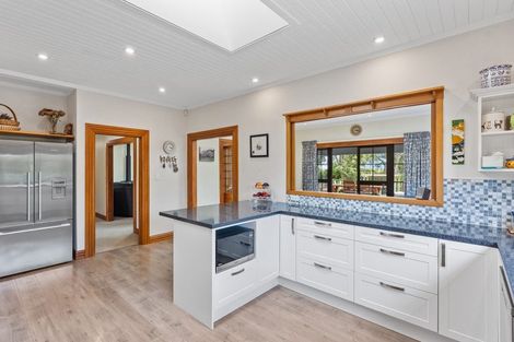 Photo of property in 38 Sutton Road, Te Horo, Otaki, 5582