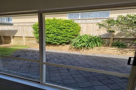 Photo of property in 1/7 Thurston Place, Bucklands Beach, Auckland, 2012