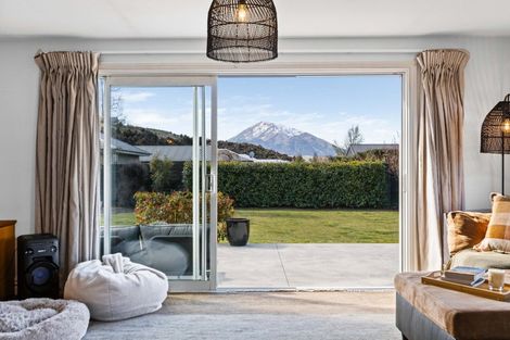 Photo of property in 14 Quail Street, Albert Town, Wanaka, 9305