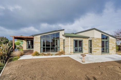 Photo of property in 11 Claremont Rise, Levin, 5510