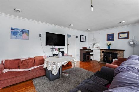 Photo of property in 304 Wainoni Road, Avondale, Christchurch, 8061