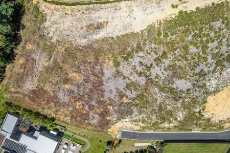 Photo of property in 16 Raukura Rise, Picton, 7220