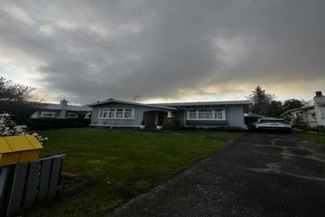 Photo of property in 28 Miro Street, Takaro, Palmerston North, 4410