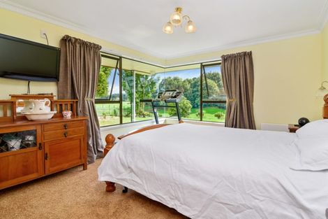 Photo of property in 1 Turoa Street, Mamaku, 3020